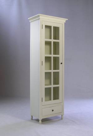 Vitrinenschrank, Ausstellungsstück