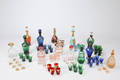 Samling karafler med tilhørende glas 68.
