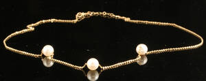 14kt pearl ball necklace in gold 