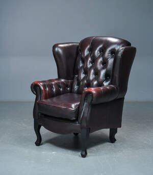 Lænestol i Chesterfield stil
