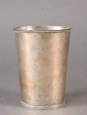 Stort sølvbæger ca.1780