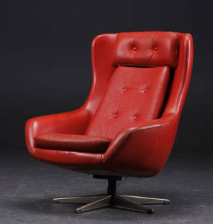 Dansk møbelproducent. Hvilestol , rødt læder.