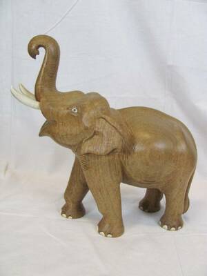 ELEFANT SKUREN I ETT STYCKE L 0 H 32 CM