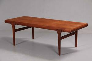 Johannes Andersen, tilskrevet. Sofabord af teak 