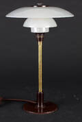 Poul Henningsen, PH-32 bordlampe 