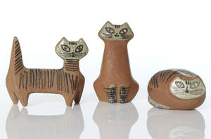 LISA LARSON, FIGURINER, TRE ST