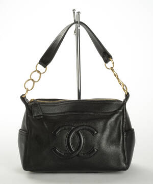 Chanel, skuldertaske   Denne vare er sat til omsalg under nyt varenummer 4491397