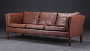 Dansk møbelproducent. 3-personers sofa, læder