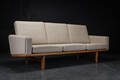 H. J. Wegner. Tre-pers. sofa, model GE2363 