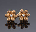 Ole Lynggaard. Blomst ørestikker, 18 kt   Denne vare er sat til omsalg under nyt varenummer 4306633