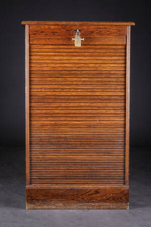 Jalousiskab af egetræ