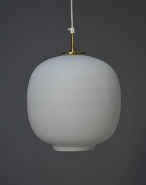 Vilhelm Lauritzen. Radiohus pendel fra Augustenborg Slot, Ø 32 cm