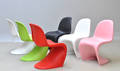 Verner Panton 1926-1998. Sæt på seks frisvinger stole Panton Chair. Multifarvede 6