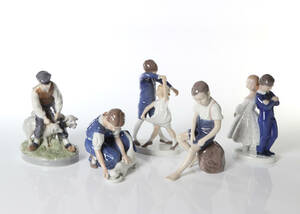 FIGURINER, FEM ST