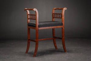 Klaverbænk af mahogni, ca. 1900