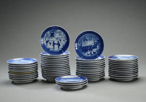 Royal Copenhagen. Samling juleplatter 51