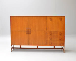 Dansk møbelproducent. Skænk i teak 1960erne