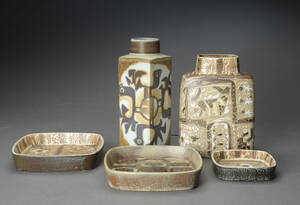 Royal Copenhagen. Fajance porcelæn, samt hummer askebære. 5