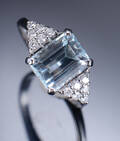 Aquamarin- og brillantring Denne vare er sat til omsalg under nyt varenummer 4688649