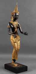 Thailandsk figur af forgyldt bronze