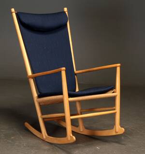 Hans J. Wegner 1914-2007. Gyngestol model J16