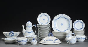 Bing Grøndahl. stel af porcelæn, Empire 64