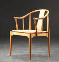 Hans J. Wegner. Armstol Kinastolen af kirsebærtræ 