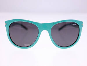 SOLGLASÖGON, Arnette Blowout.
