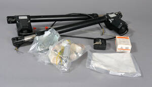 Portåbner i org kasse. Titan Kit, Italien