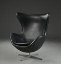 Arne Jacobsen. Ægget lænestol, model 3316