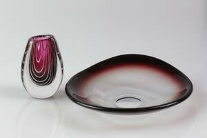 VICKE LINDSTRAND vas samt skål