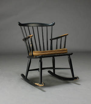 Dansk møbelproducent. Gyngestol