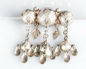DRÄKTBROSCH, Silver