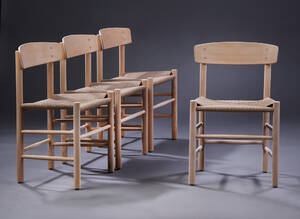 Børge Mogensen. Sæt på fire shakerstole af sæbebehandlet bøgetræ. 4