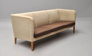 Hans J. Wegner 1914 - 2007. Fritstående.sofa, model AP 18S