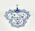 Royal Copenhagen. Skål Musselmalet, modell 1077