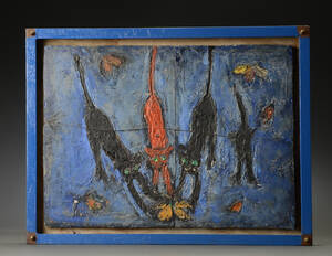 Relief af bemalet keramik, tre katte med grønne øjne