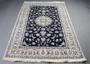 Persisk Nain tæppe, uld på bomuld, 298 x 199 cm.