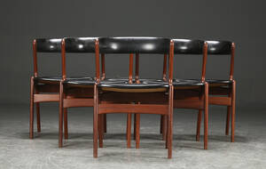 Sæt på 6 stole af teak med sort kunstlæder 6