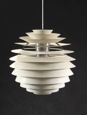 Poul Henningsen. KuglenLouvre, pendel 