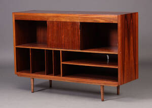 Dansk møbelprodicent. Bogreol, palisander, 1981