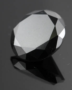 Uindfattet behandlet sort diamant ca 9.72  ct.
