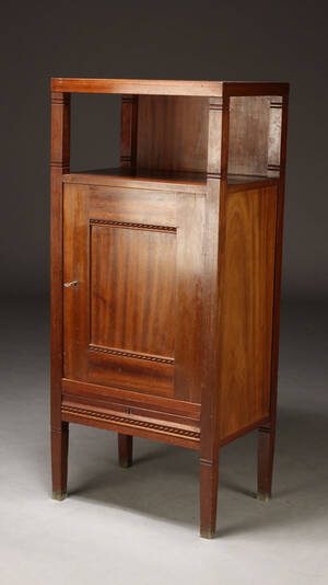 Dækketøjsskab, mahogni