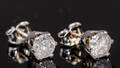 Øreringe, 14 kt guld med 1.43 ct brillanter Denne vare er sat til omsalg under nyt varenummer 4143452