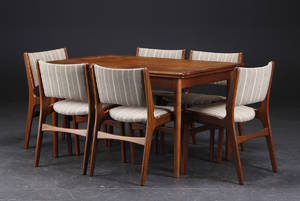 Dansk møbelproducent. Spisebord, hollandsk udtræk samt stole. 7