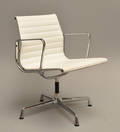 Charles Eames 1907 - 1978. Armstol, model EA-108