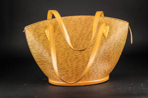 Louis Vuitton. Skuldertaske. Gult epi læder. Model Saint Jacques
