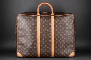 Louis Vuitton. Kuffert. Model Sirius 55. Monogram canvas. Denne vare er sat til omsalg under nyt varenummer 4692984