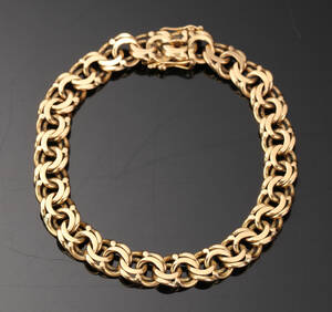 Armbånd i Bismark i 18 kt guld
