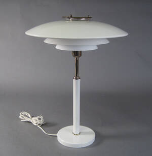 Dansk lampeproducent. Bordlampe